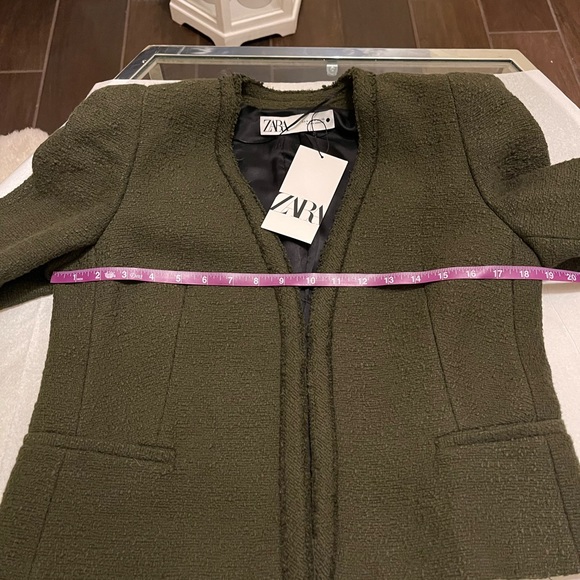 ZARA TEXTURED SHOULDER PAD JACKET - Picture 9 of 13